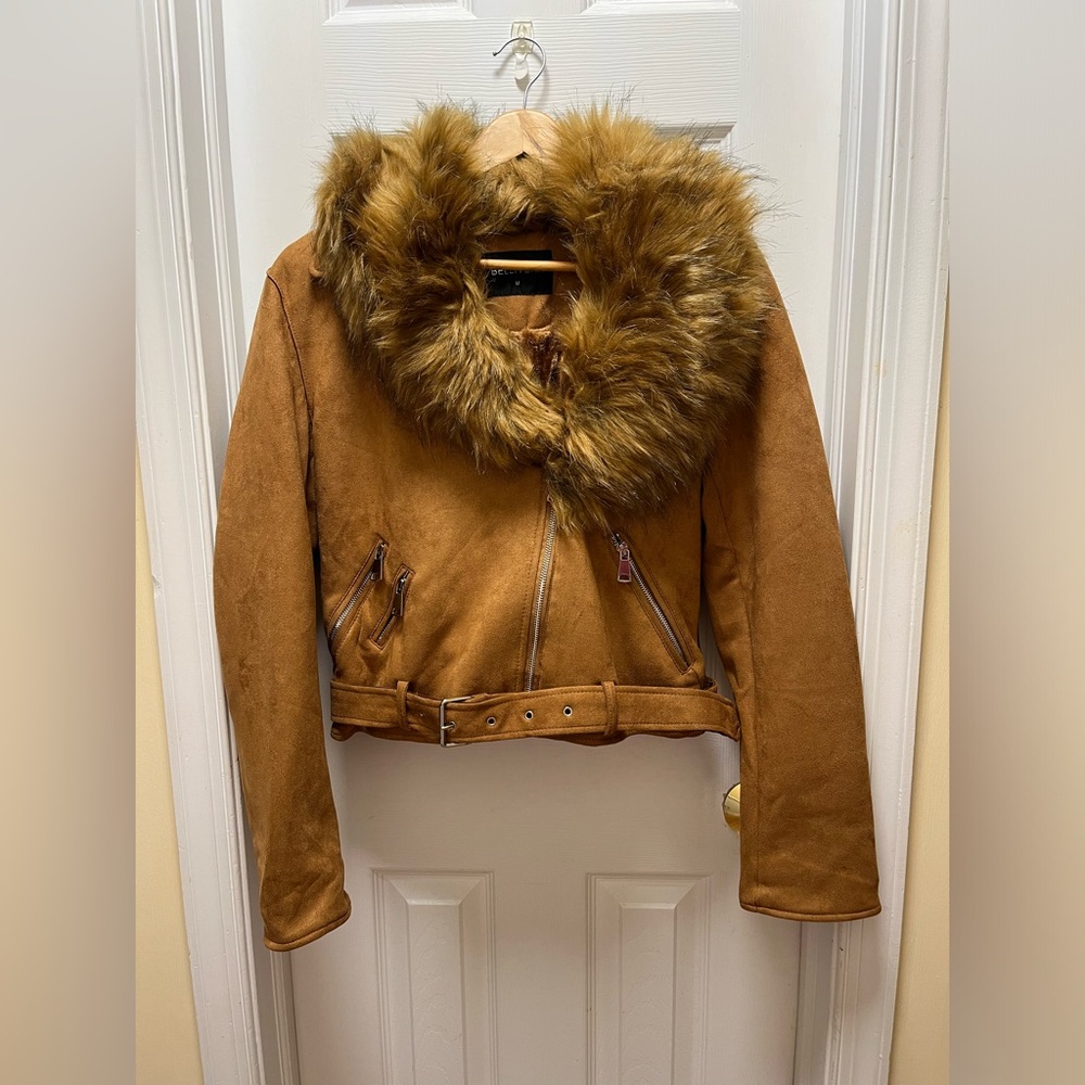 2 Coats in 1-Bellivera Tan Faux Suede Coat, Size Medium EXCELLENT CONDITION